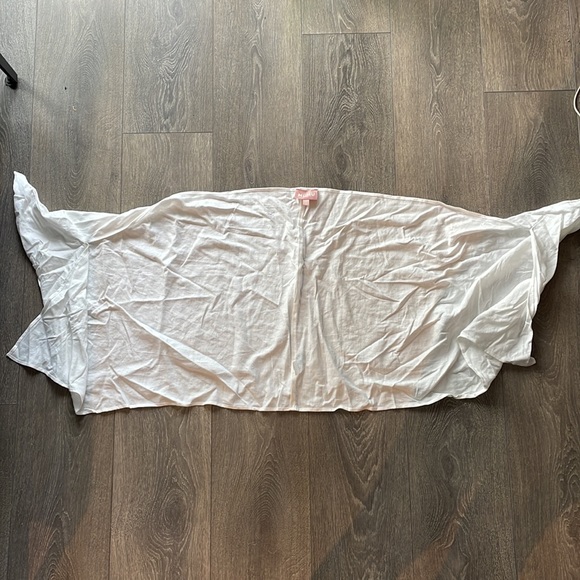 Show Me Your Mumu Leyla Sharong - Picture 3 of 5